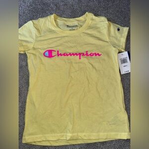 Champion - NWT - girls size S - short sleeve tee